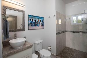 8B Cerritos Beach Luxury, Lrg Pool and Oceanview Deck