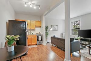 1BR Tranquil Hyde Park Apartment - Harper 202 & 402 rep