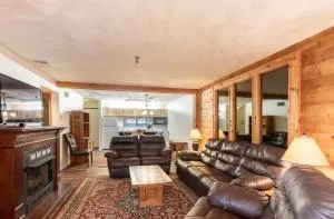 Seven Springs Stoneridge 3 Bedroom Standard Condo - Ski-In Out, Pet Friendly! condo - Confluence