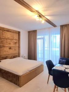 Sara - Endless Summer Mamaia Nord Apartaments