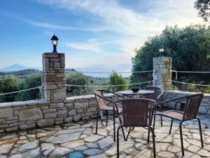 Villa Kaliva Family house - Thymonia Beach