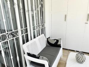 Spacious Art Apartment With Large Terrace, Relaxing Ocean View, Near Best Costa Adeje Beaches