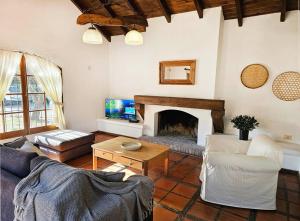 Espaciosa y cálida en medio de gran parque