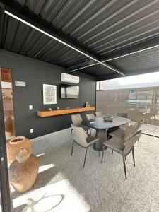 Studio central com lazer e spa
