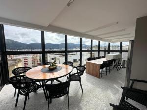Studio central com lazer e spa