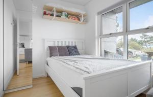 Stunning Home In Holbæk With Kitchen