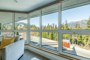 Le Chamois by Outpost Whistler