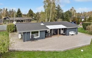 Three-Bedroom Holiday Home In Gedser