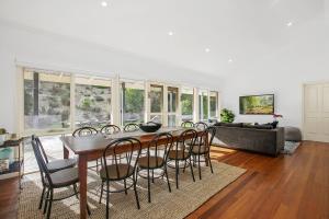 Highburys Peaceful Retreat with gas heated plunge pool