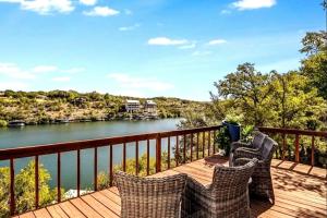 obrázek - A Rare Find! - Bright & Gorgeous Lake Home in Marble Falls