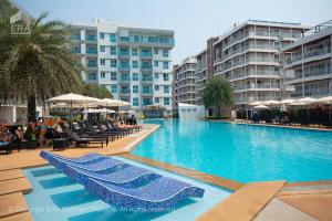 Grand Blue Beach Condo - Laem Mae Phim Beach