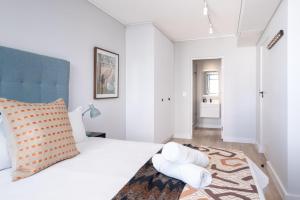 South African Fusion Heart of Sea Point