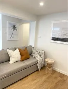 Island Cove Beach Getaway - Barrack Point