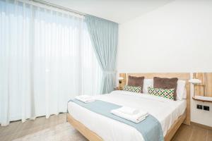 Vacay Lettings - Waves Grande - Sobha Hartland