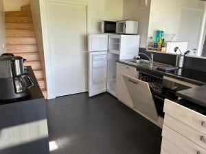 Maisons de vacances Bellevues-Sur-Mer, a 100 m de la plage : photos des chambres