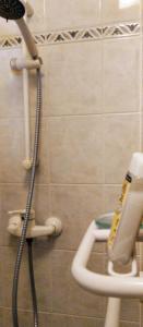 Chambre 20 m2 S de B et WC privés, Garage