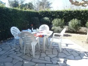 VILLA 3 PCES MEZ 42m2 + TERRASSE 22m2 REF 4028 - 卡斯特拉斯