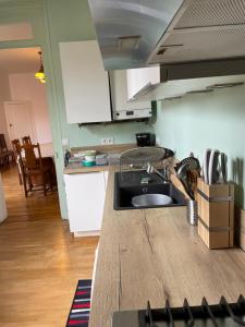 Appartements GRAND ET SUPERBE T5 EN HYPER-CENTRE : photos des chambres