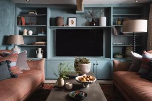 Kittiwake Cottage - Charming harbour-side cottage, luxury interiors