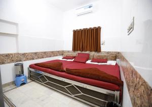 Hotel Gulshan E Razia Manzil