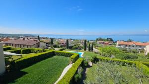 APARTMENT PERLA DEL GARDA - Regarda Travel