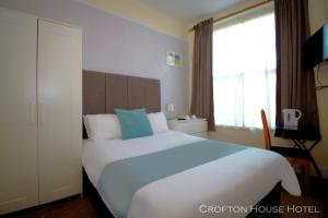 Double Room with Private Bathroom room in Crofton House Hotel