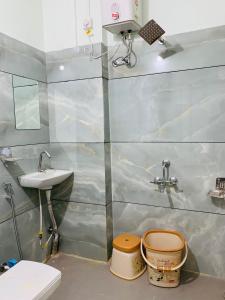 Manjushree Guest House