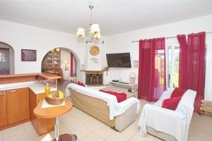 Elenis House by Corfuescapes