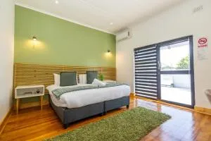 Zuri Place - Bunkers Hill