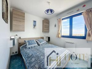 Vue Capitainerie , Charme & Confort en Bord de Mer