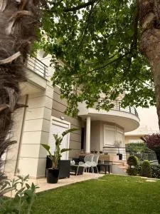 Villa Ariadni - Monodhéndrion