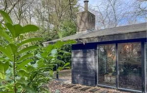 Awesome Home In Rheezerveen With Sauna - Rheezerveen