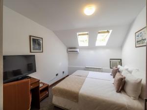 Double or Twin Room room in Garni Hotel Le Petit Piaf