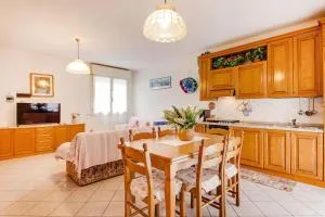 Villetta a 2 Passi dal Mare con Free Parking e Wi-Fi - ميكيلي