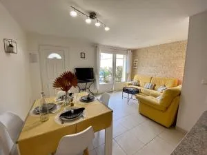 Gite Thym spa au coeur d'une oliveraie des Corbières - Cascastel-des-Corbières