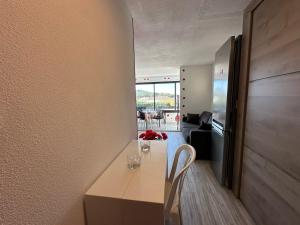 Village naturiste - Port-Vénus - Les coquelicots