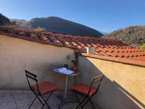 Appartements Appartment Reynes rando, nature & relaxation ! : photos des chambres