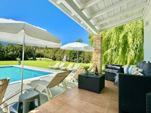 Villa Rubina Sidari with private pool by DadoVillas