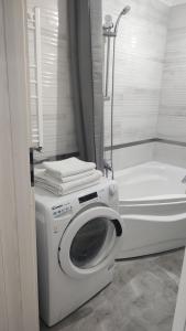 Luxury Studio Free Parking Air Conditioning Espresso Modern Bright View Full Complet Utilat