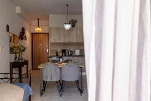 Meteοra Sunshine Studio