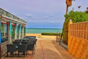 Calpe apartamento a estrenar 1a línea playa y piscina