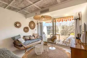 Junior Suite Saint-Tropez, rénové 2023, plein centre, piscine, climatisé! - La Bouillabaisse