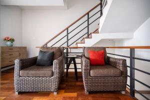 MIQ_home404Asok BTSResort Pool10pax1000mbWifi