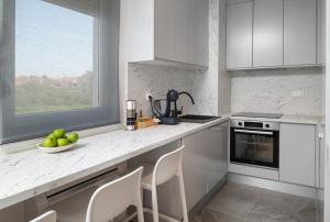 ANNI - Modern & cosy apartment - with garage & balcony