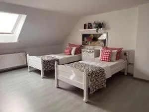 Ferienwohnung Dachstübchen - Rhumspringe