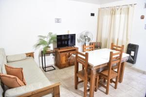 Departamentos x dia Viedma CON COCHERA