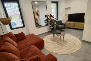 Très bel appartement climatisé - Chez Tom et Anna - 克里隆勒布拉沃