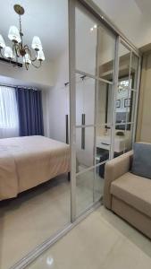 Luxury Condo with a view of Manila Bay