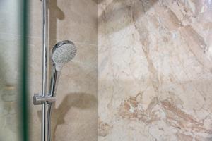 Studio Banane 2 min croisette mitoyen Martinez