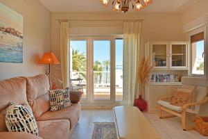 Sea View Apartment by NRAS